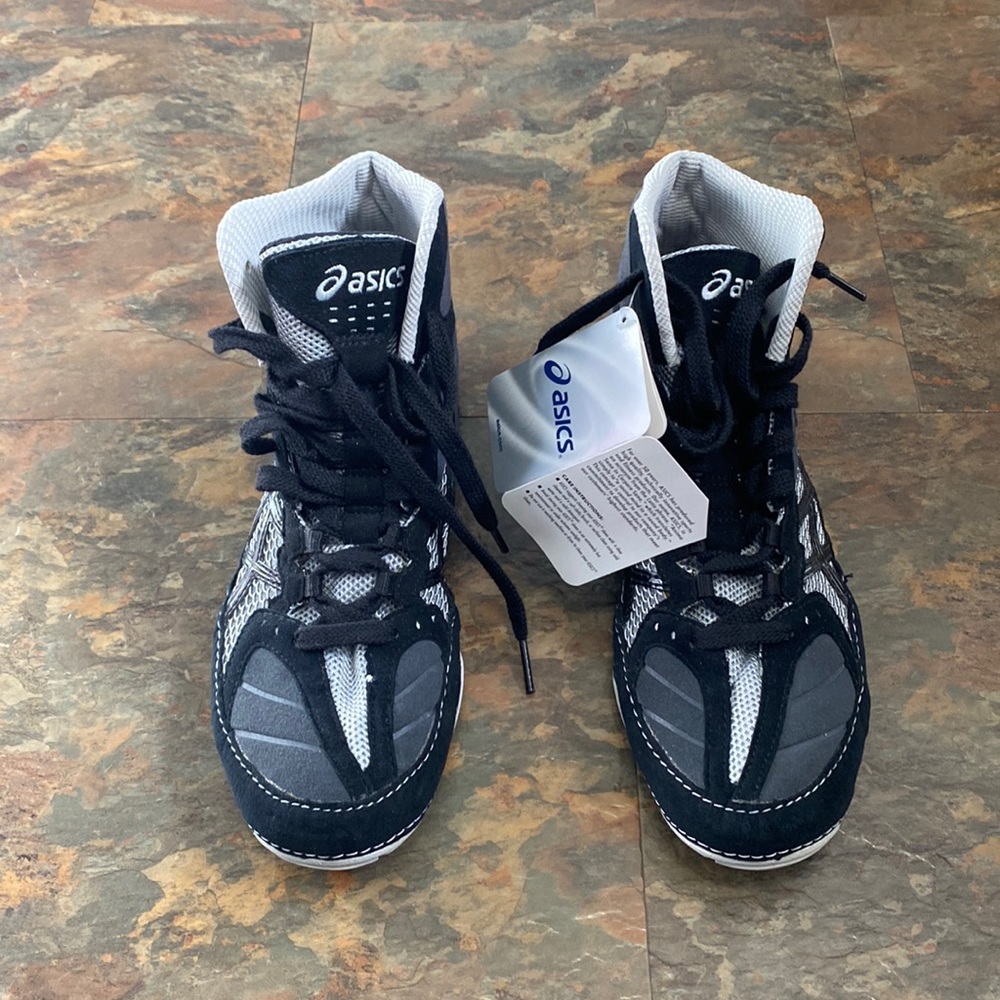 asics shoe